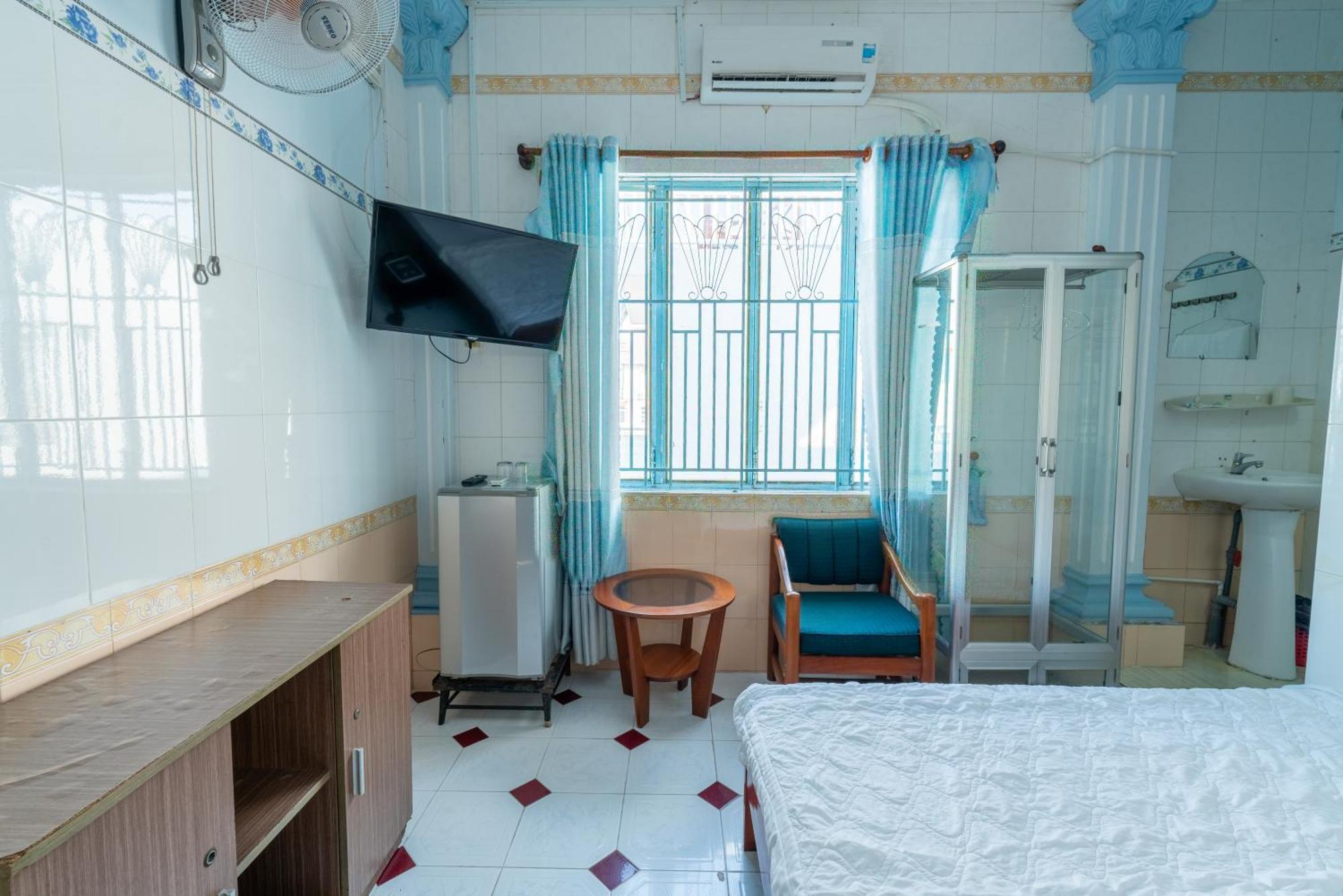 Thien Thanh Hotel Vĩnh Long エクステリア 写真