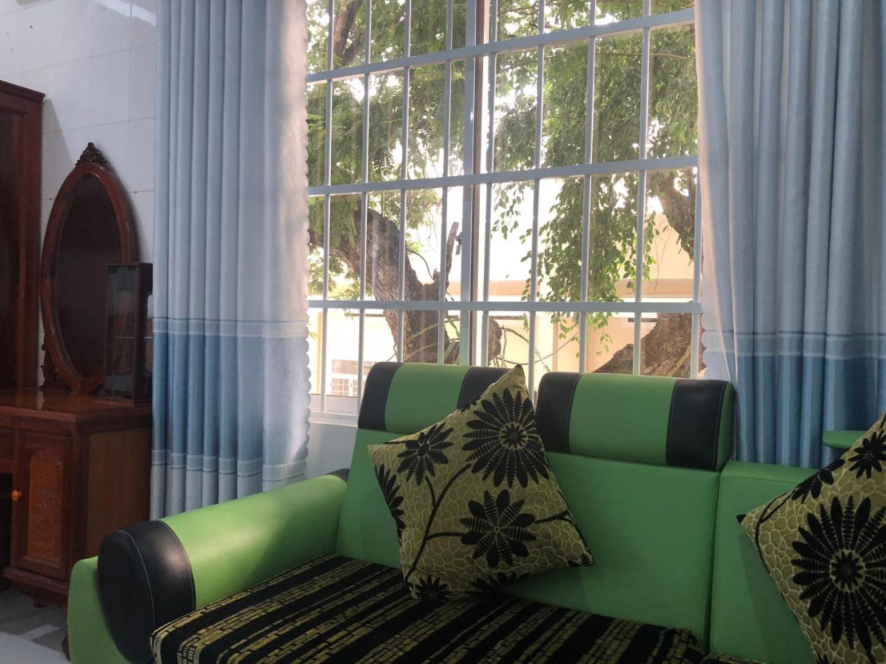 Thien Thanh Hotel Vĩnh Long エクステリア 写真